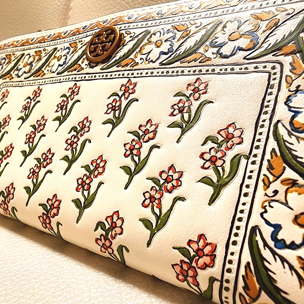 NWT ~Tory Burch Walker Printed Leather Slim Wallet Beige Flower Ditsy Border - Picture 8 of 16